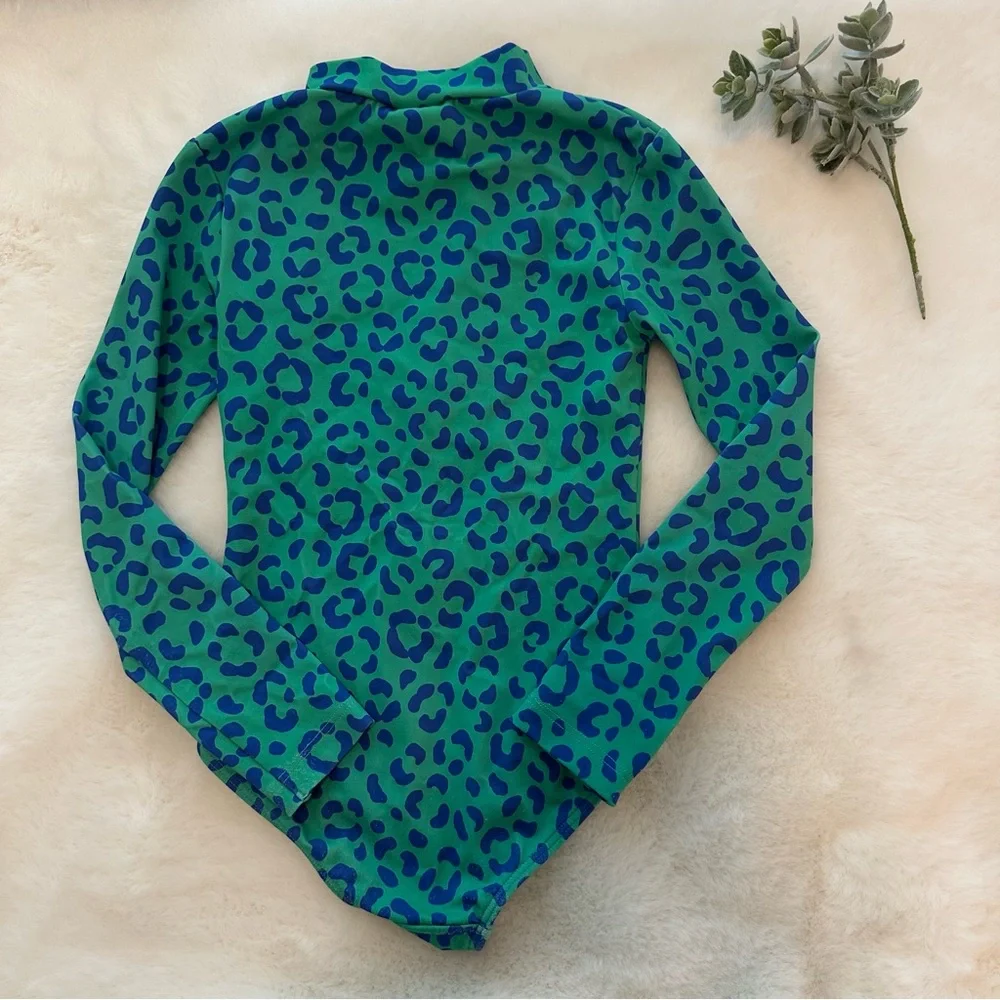 Mini Boden | EUC - Leopard Print Long Sleeve One Piece - Size 5/6 - Zip Front - Picture 2 of 5